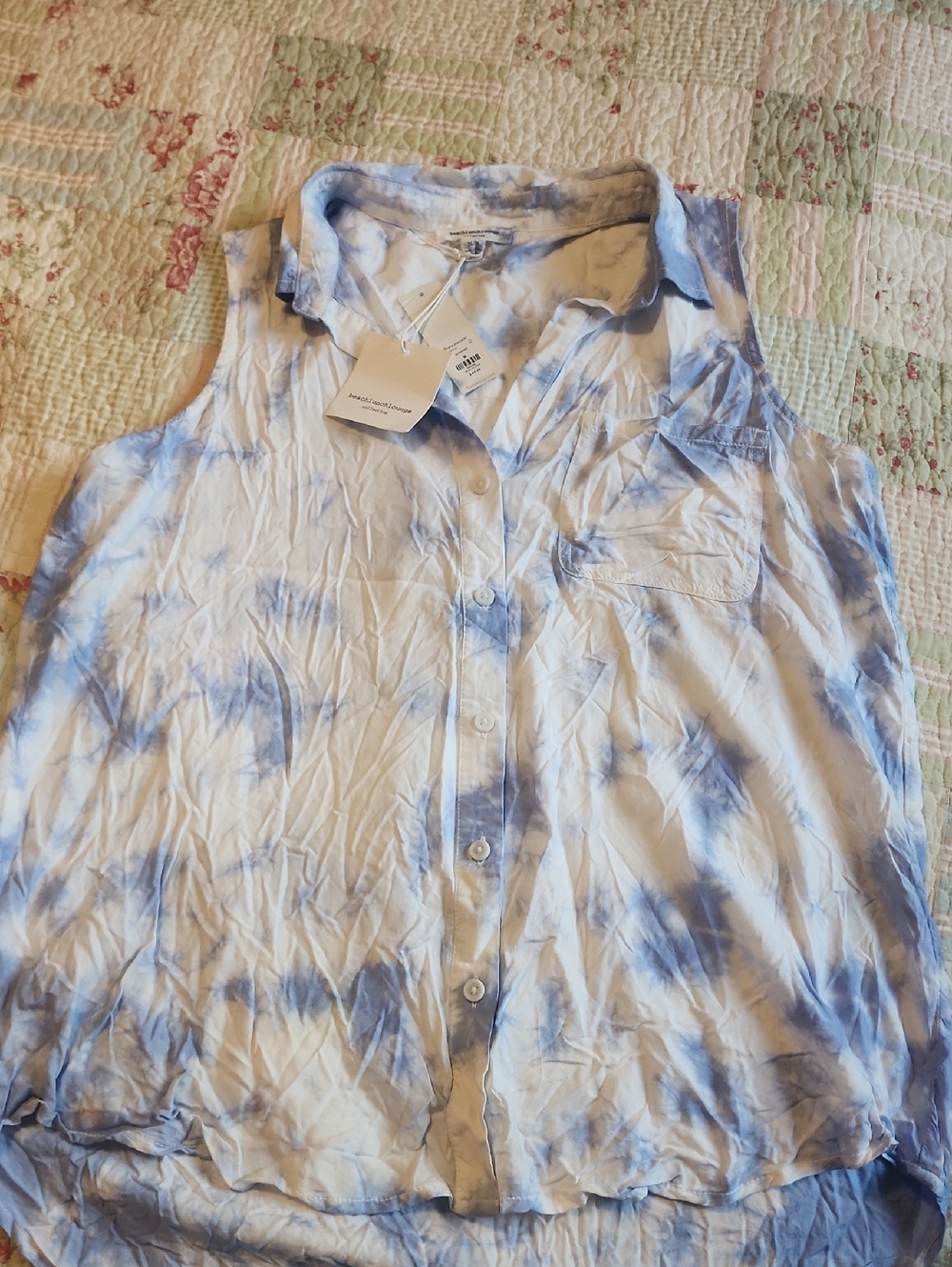 beachlunchlounge Blue and White Tie-Dye Button Top